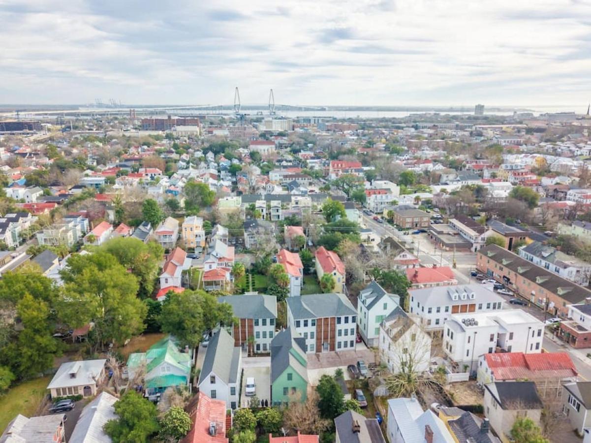 The Palm Suite At 124 Spring Charleston Exteriör bild